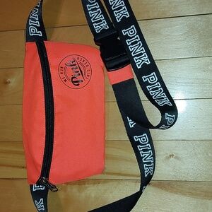 PINK | we run this beach - fanny pack